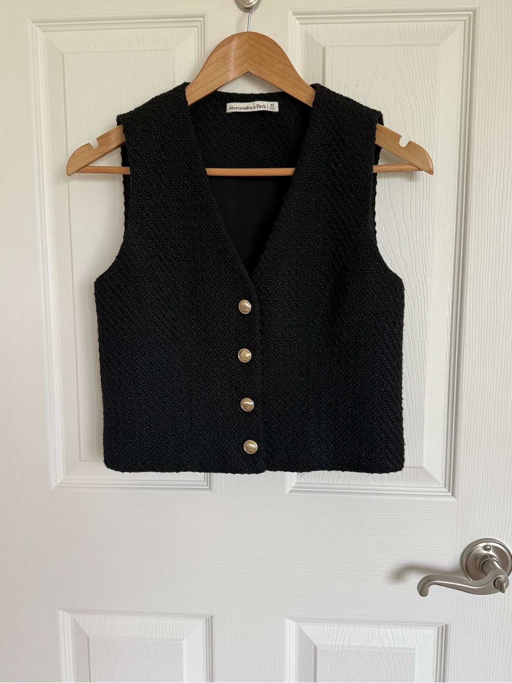 Women’s Abercrombie And Fitch Boucle Textured Black Vest Gold Buttons Size XS